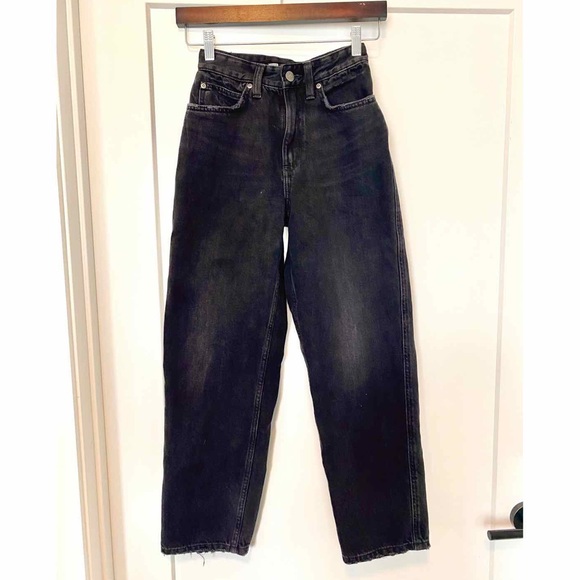 SOLD - Picture 3 of 4